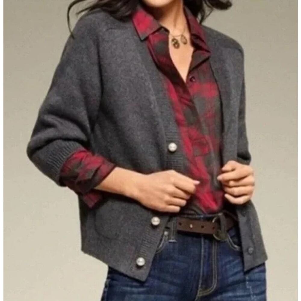 Cabi Women's Cultured Pearl Button 3/4 Sleeve Knit Cardigan Smoke Gray‎ XS